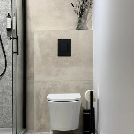 Cashmere Centrum Parking Czysta 4 *