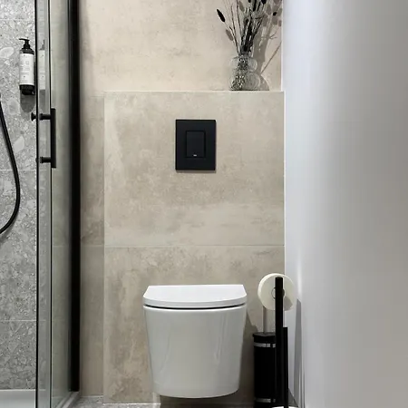Cashmere Centrum Czysta 4 *
