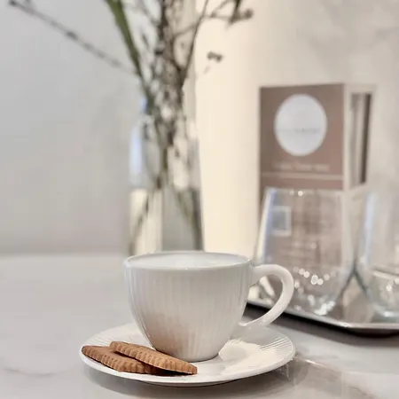 Cashmere Centrum Czysta 4 *