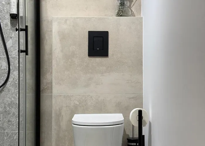 Cashmere Centrum Parking Czysta 4 *